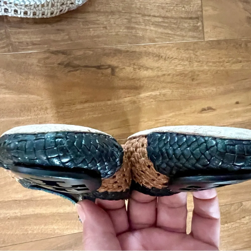 Tory Burch chelsea Woven Flats with Black/brown size 8